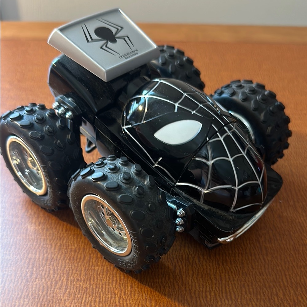 2004‎ Marvel Spider-Man Toy Monster Twist Truck